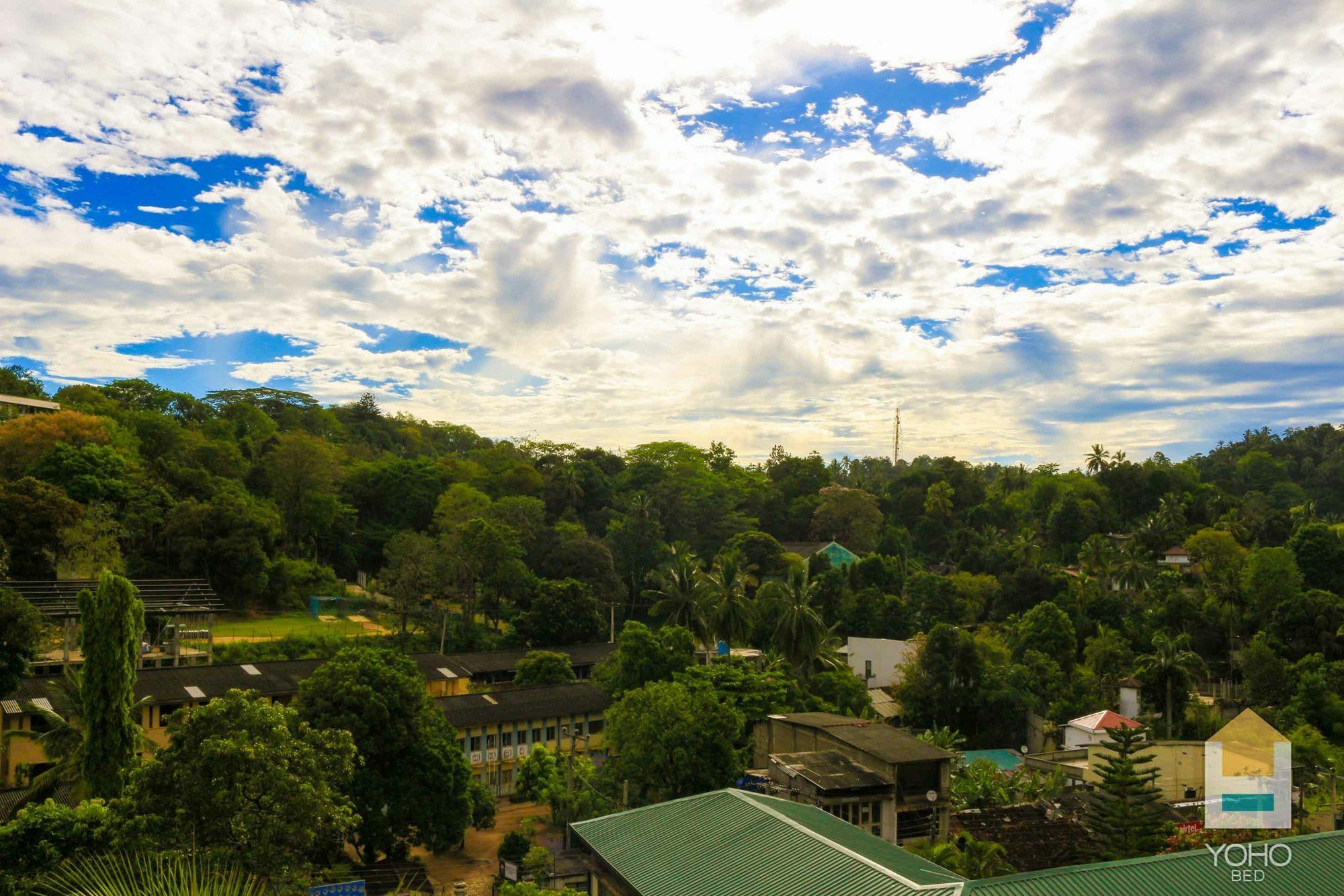 Mountain White Villa By Sunrise แคนดี้ ภายนอก รูปภาพ